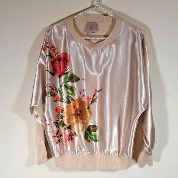 Sioni Tops - Sioni Women’s Top Large Floral Satin Winter White Knit Back Waist Sleeve Cuff